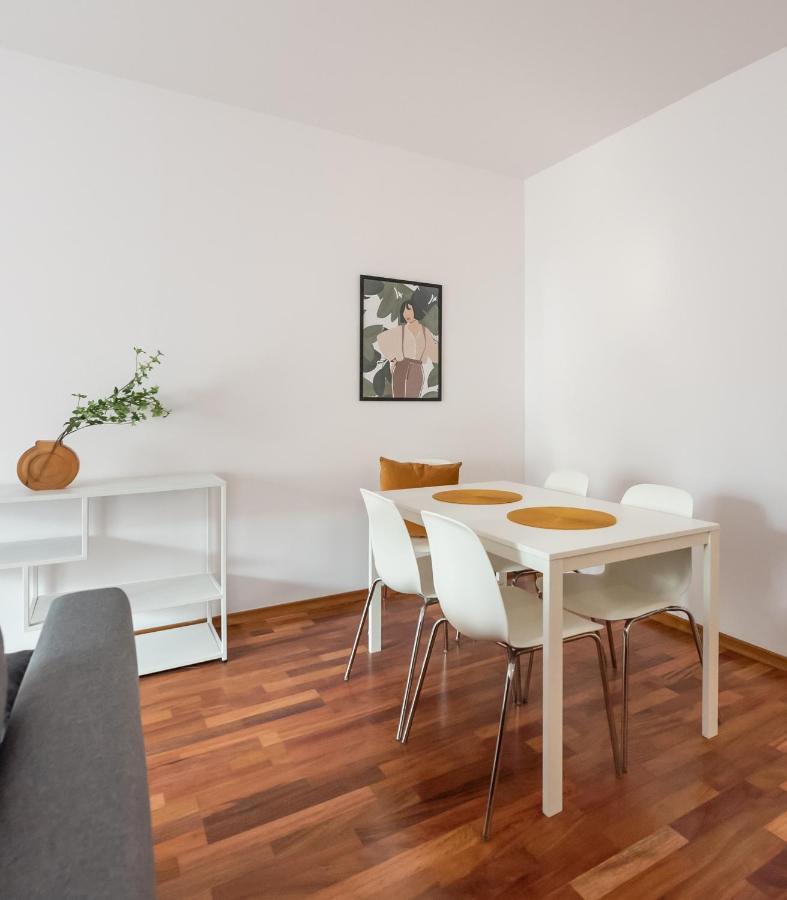 Wola Sunshine Apartment Free Parking Varsovia Exterior foto