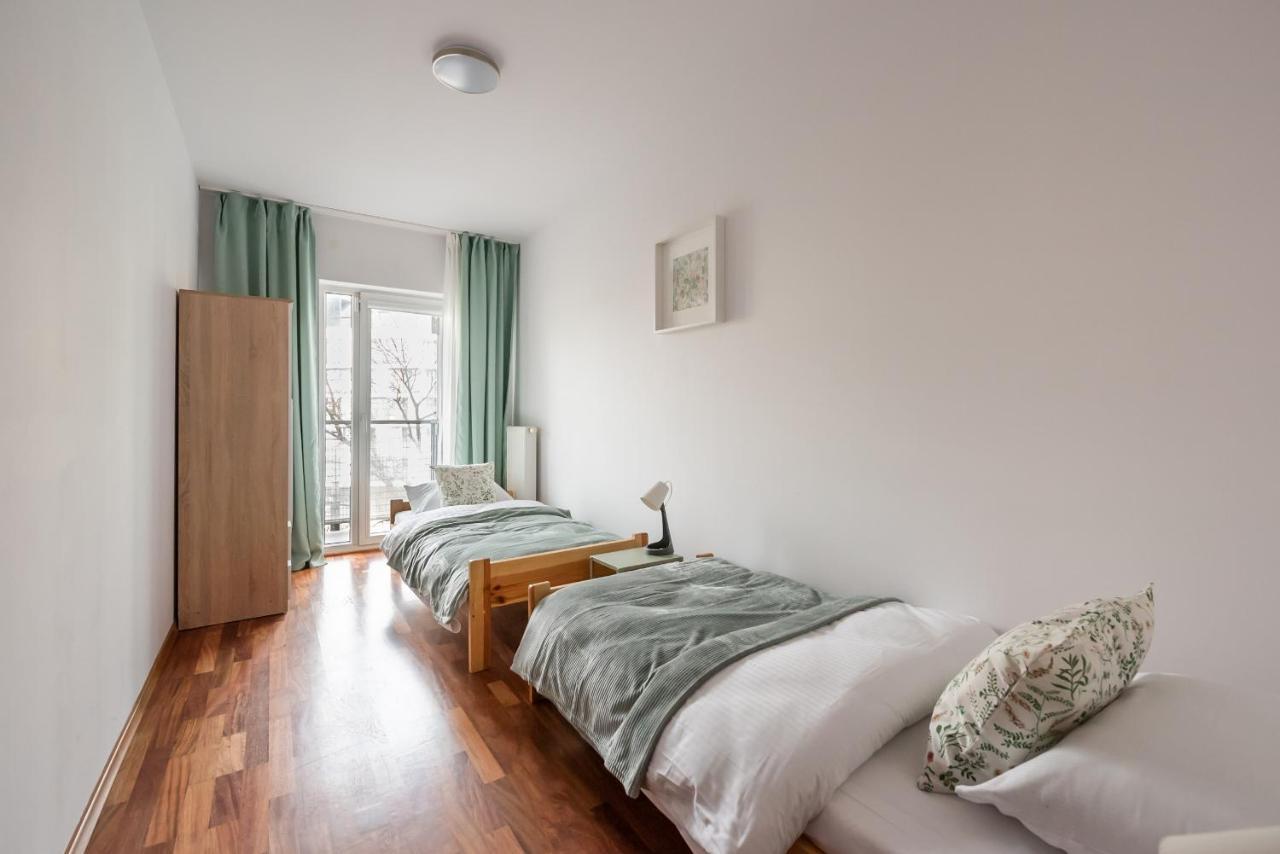 Wola Sunshine Apartment Free Parking Varsovia Exterior foto